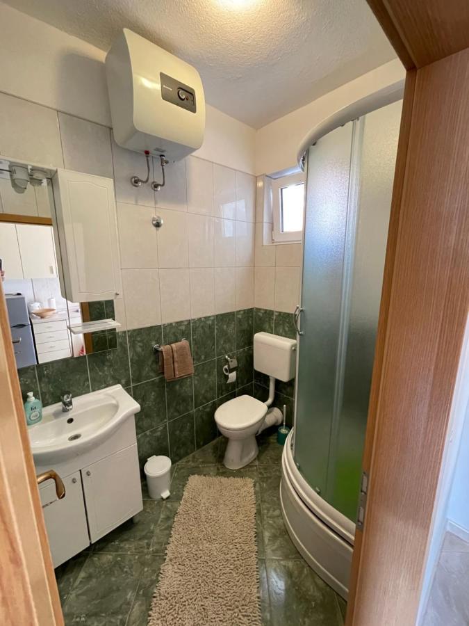 Ivan I Matej Apartments Blace Luaran gambar