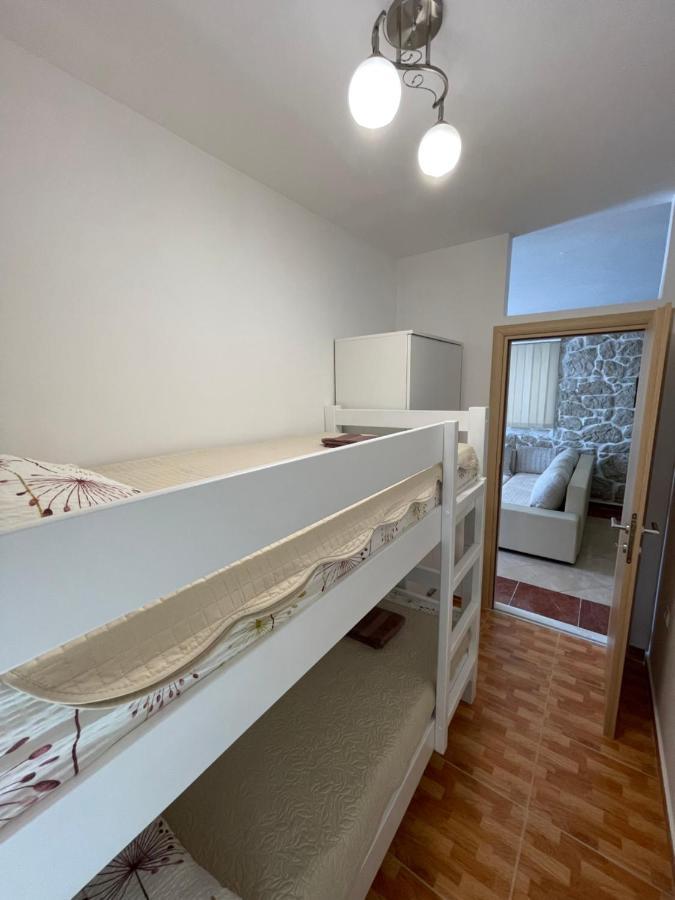 Ivan I Matej Apartments Blace Luaran gambar