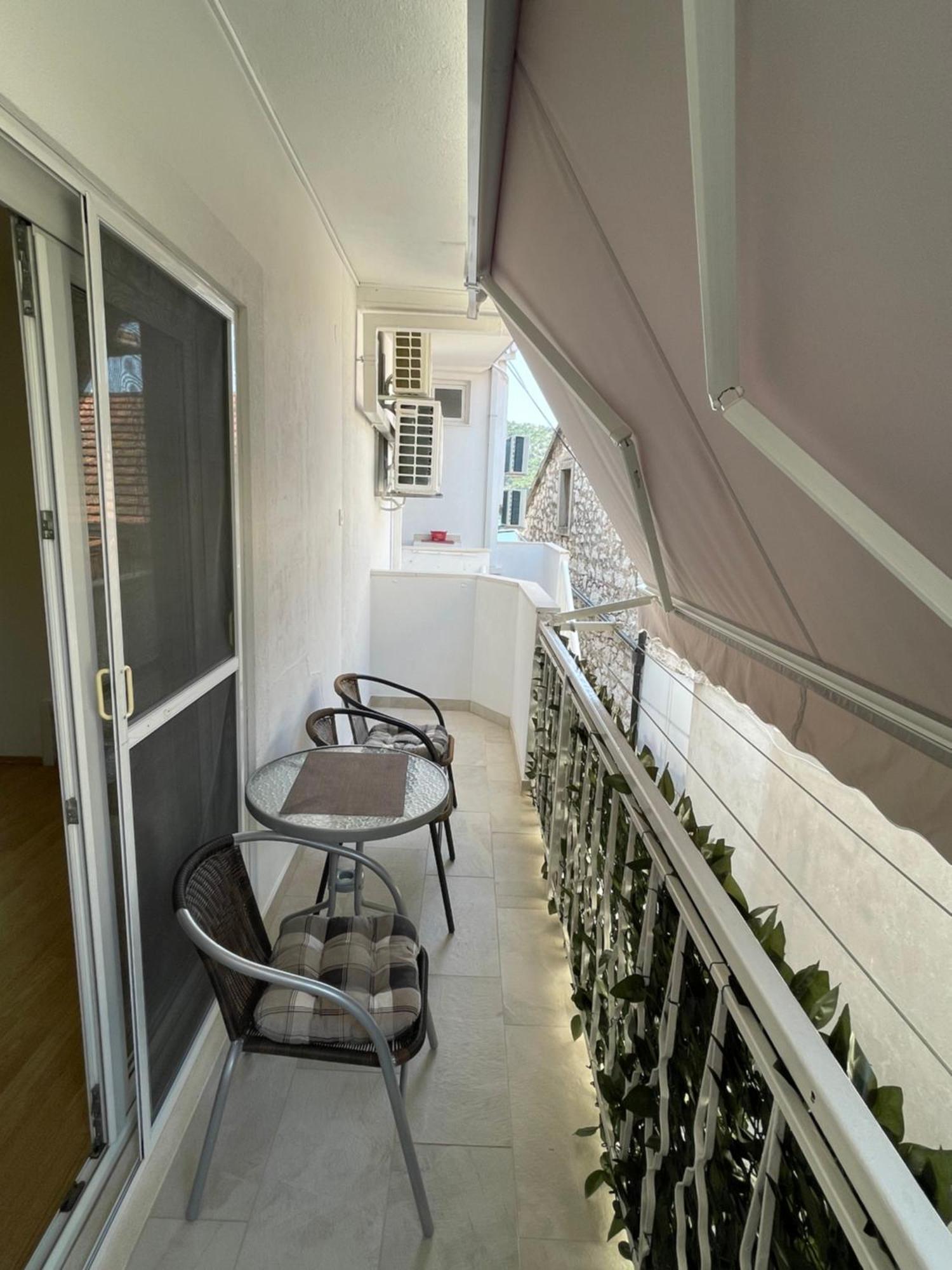 Ivan I Matej Apartments Blace Luaran gambar