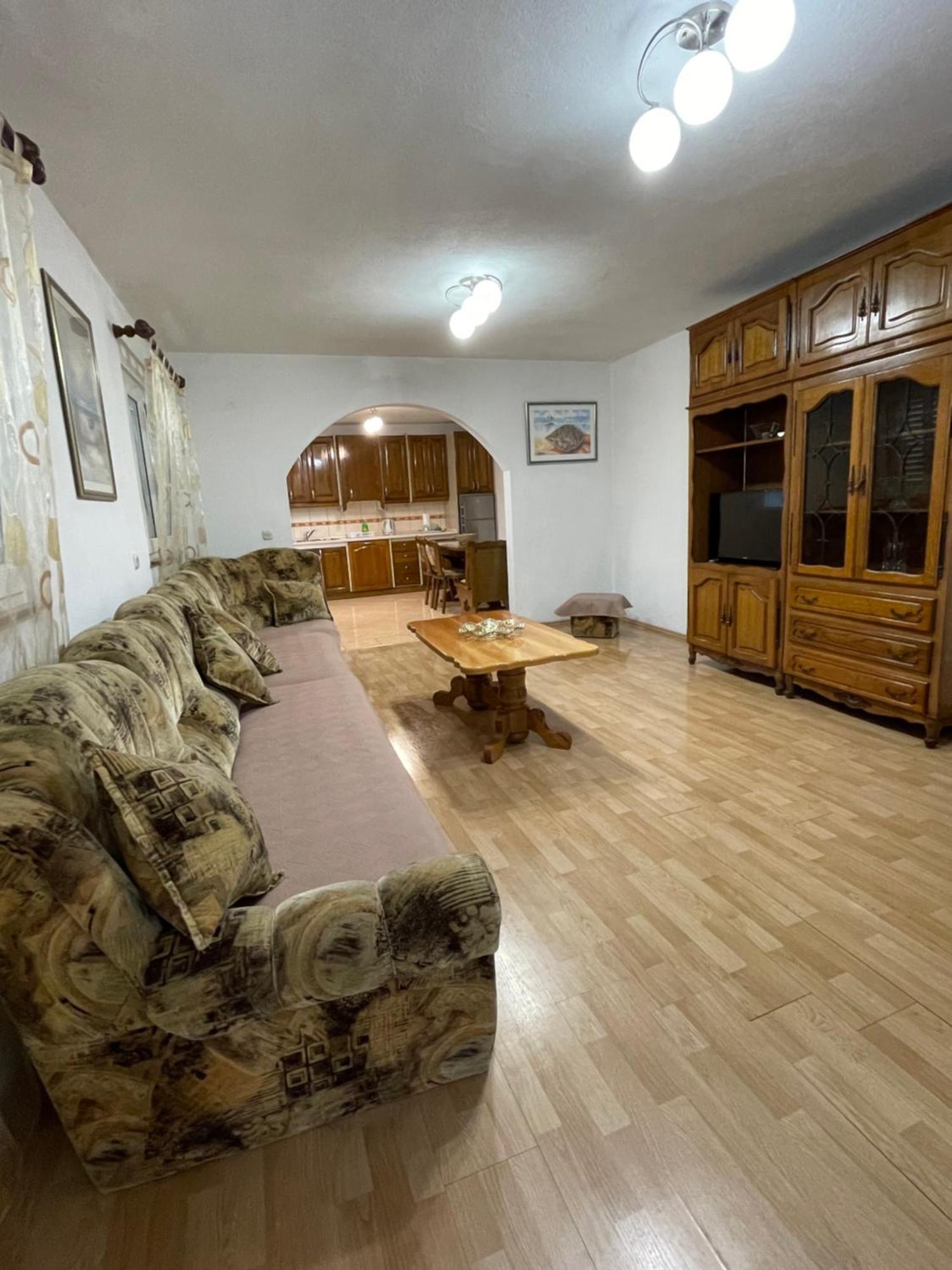 Ivan I Matej Apartments Blace Luaran gambar