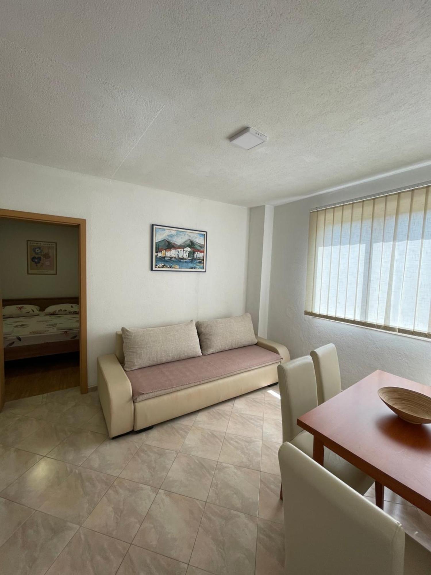 Ivan I Matej Apartments Blace Luaran gambar